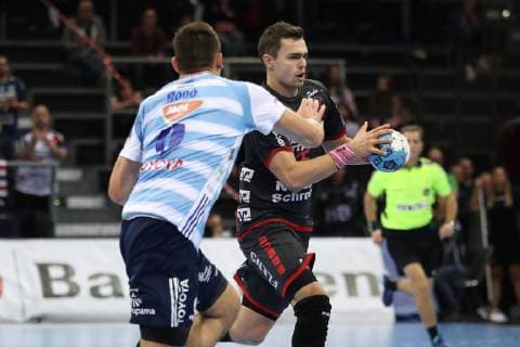 Rasmus Lauge Schmidt (SG Flensburg-Handewitt, 25), Richard Bodo (MOL-Pick Szeged, 09) Flensburg Schleswig-Holstein Deutschland Flens-Arena Copyright: xAgentur54Gradx xSpeedphotosx
