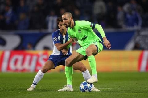 28.11.2018, Fussball, Saison 2018 2019, Champions League, 5. Spieltag - FC Porto - FC Schalke 04 Nabil BENTALEB (FC Schalke 04) Porto Estadio do Dragao Portugal