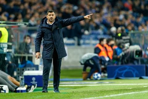 Portugal, Porto 28.11.2018, UEFA Champions League - 2018 19 Season, Vorrunde, Gruppenphase - Gruppe D - 5. Spieltag, FC Porto - FC Schalke 04, Trainer Sergio Conceicao (FCP) gestikuliert, gestik ( DeFodi048