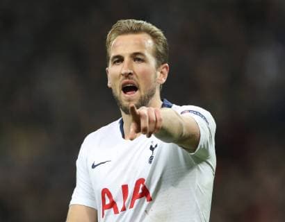 Harry Kane of Tottenham points during the UEFA Champions League, Group B match at Wembley Stadium, London. Picture date: 28th November 2018. Picture credit should read: David Klein Sportimage EDITORIAL USE ONLY. No use with unauthorised audio, video, data, fixture lists, club league logos or live services. Online in-match use limited to 120 images, no video emulation. No use in betting, games or single club league player publications. A54I5726.JPG