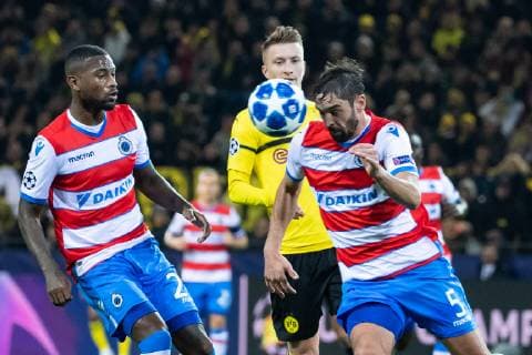28.11.2018, xkvx, Fussball UEFA Champions League, Borussia Dortmund - Club Bruegge emspor, v.l. Stefano Denswil (Club Bruegge), Marco Reus (BVB Borussia Dortmund), Benoit Poulain (Club Bruegge) (DFL DFB REGULATIONS PROHIBIT ANY USE OF PHOTOGRAPHS as IMAGE SEQUENCES and or QUASI-VIDEO) Dortmund