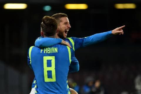 Dries Mertens of Napoli celebrates with Fabian Ruiz after scoring a goal during the Uefa Champions League 2018 2019 Group C football match betweenSSC Napoli and Crvena Zvezda at San Paolo stadium, Napoli, November, 28, 2018 Foto Andrea Staccioli Insidefoto AndreaxStaccioli