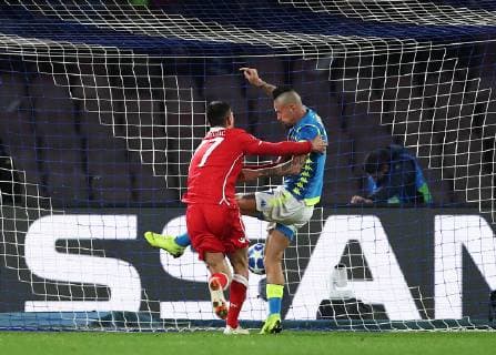 November 28, 2018 - Naples, Italy - SSC Napoli - FK Crvena zvezda : UEFA Champions League Group C .Marek Hamsik of Napoli scores the goal of 1-0 at San Paolo Stadium in Naples, Italy on November 28, 2018. SSC Napoli v Red Star Belgrade - UEFA Champions League Group C  - ZUMAn230 20181128_zaa_n230_325 Copyright: xMatteoxCiambellix