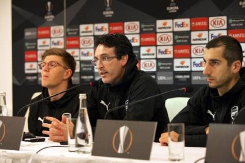 Midfielder Henrikh Mkhitaryan and head coach Unai Emery (R to L) attend the pre-match news conference of Arsenal FC ahead of the UEFA Europa League Group E Matchday 5 game against FC Vorskla Poltava, Kyiv, capital of Ukraine, November 28, 2018. Ukrinform. Arsenal s pre-match news conference in Kyiv  Copyright: xSirykxAnatoliix