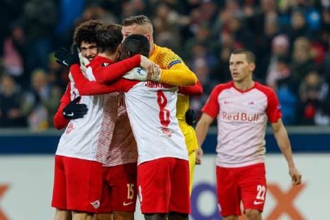 Oesterreich, Salzburg 29.11.2018, UEFA Europa League - 2018 19 Season, Vorrunde, Gruppenphase - Gruppe B - 5. Spieltag, RB Salzburg - RB Leipzig Salzburg schlussjubel ( DeFodi507
