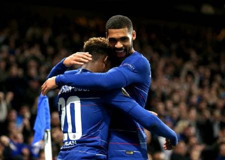 29th November 2018, Stamford Bridge, London, England; UEFA Europa League football, Chelsea versus PAOK; Callum Hudson-Odoi of Chelsea celebrates with Ruben Loftus-Cheek of Chelsea after scoring his sides 3rd goal in the 60th minute to make it 3-0  ActionPlus12083948 JohnxPatrickxFletcher