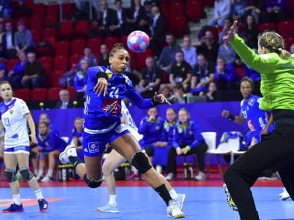 Handball, EM, Damen, Frankreich - Russland Edwige Beatrice HANDBALL : Championnat d Europe Feminin 2018 - Nancy 29 11 2018 France Russie, 1ere poule MAO Panoramic 