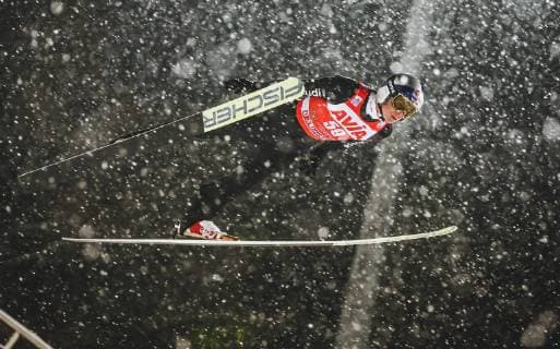 Sport Bilder des Tages Skispringen, WC Nischni Tagil, Training 30.11.2018, Nordic Center, Nizhny Tagil, RUS, FIS Weltcup Ski Sprung, Nizhny Tagil, im Bild Andreas Wellinger (GER) Andreas Wellinger of Germany during FIS Ski jumping Skispringen Ski nordisch World Cup at the Nordic Center in Nizhny Tagil, Russia on 2018 11 30. Nizhny Tagil *** 30 11 2018 Nordic Center Nizhny Tagil RUS FIS World Cup Ski Jump Nizhny Tagil in picture Andreas Wellinger GER Andreas Wellinger of Germany during FIS Ski jumping World Cup at the Nordic Center in Nizhny Tagil Russia on 2018 11 30 Nizhny Tagil  EX_tad  