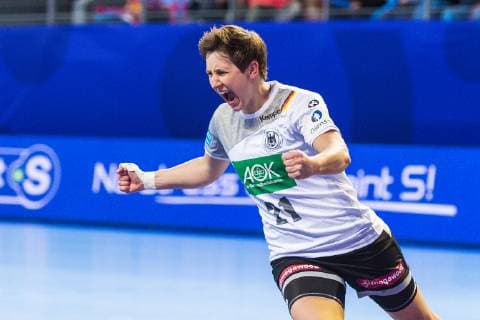 Brest, Frankreich 01. Dezember 2018: EHF EM 2018 Women - Norwegen vs. Deutschland Ina Grossmann (Deutschland Thueringer HC) Brest Arena Brest Frankreich