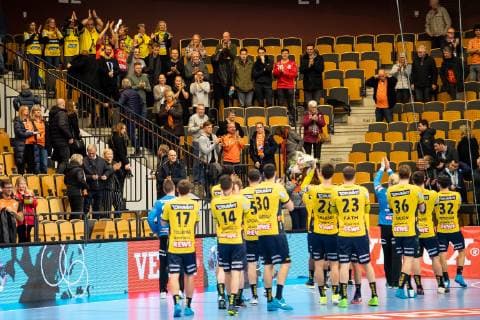 Handball, CL, IFK Kristianstad - Rhein-Neckar Löwen 181201 Rhein-Neckar Löwens spelare tackar publiken efter slutsignalen under handbollsmatchen i Champions League mellan IFK Kristianstad och Rhein Neckar Löwen den 1 december 2018 i Kristianstad.  Copyright: AvdoxBilkanovic BB181201AB067