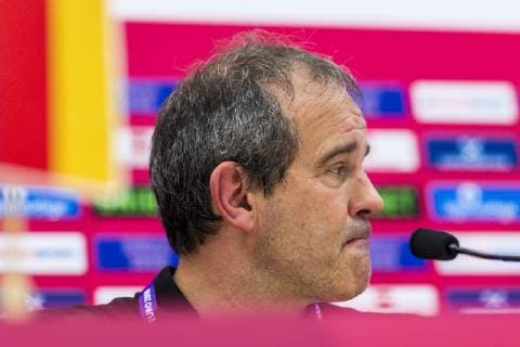 Brest, Frankreich 01. Dezember 2018: EHF EM 2018 Women - Rumänien vs. Tschechien Trainer Henk Groener (Deutschland) Brest Arena Brest Frankreich