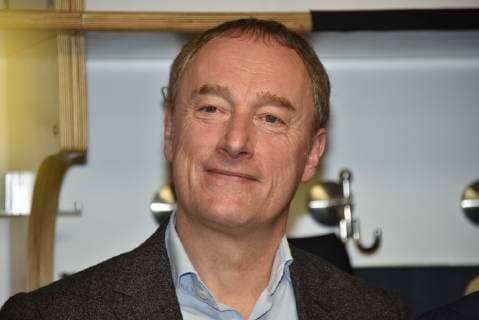 Oliver Lücke Geschäftsleitung Kommunikation & Medien beim Deutschen Handball Bund am 03.12.2018 in Köln bei der Pressekonferenz zur Handball WM 2019 in der Kabine der deutschen Handball-Nationalmannschaft der Weltmeisterschaft 2007. In Köln werden vom 19. bis 23. Januar 2019 die Hauptrundenspiele sowie der President s Cup der Handball-WM 2019 ausgetragen