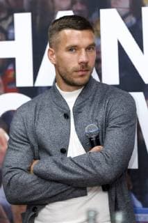 Lukas Podolski bei der Pressekonferenz zur Handball WM 2019 Handball Is Coming Home in der WM-Kabine von 2007 in der Lanxess-Arena. Köln, 03.12.2018