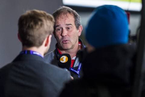 Handball, Frauen: EM, Deutschland Rumänien Vorrunde, Gruppe D, 2. Spieltag in der Brest Arena Trainer Henk Groener (Deutschland) Brest Arena Brest Frankreich