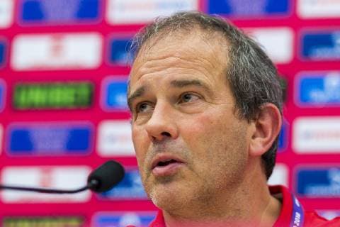 Handball, Frauen: EM, Deutschland Rumänien Vorrunde, Gruppe D, 2. Spieltag in der Brest Arena Trainer Henk Groener (Deutschland) Brest Arena Brest Frankreich