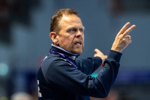 Handball, EM Damen, Norwegen - Tschechien 181203 Thorir Hergeirsson, head coach of Norway, during the EHF European Women?s Handball Championship match between Czech Republic and Norway on December 3, 2018 in Brest. Photo: Fredrik Varfjell BILDBYRAN kod FV 150172  Copyright: FREDRIKxVARFJELL BB181203FV103