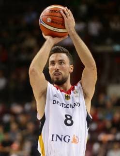 Ludwigsburg , FIBA Basketball World Cup Qualifikationsspiel 2019 , Deutschland vs. Estland , Ismet Akpinar ( Deutschland )