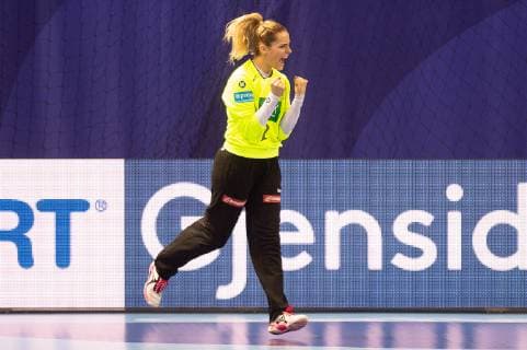 12 Dinah Eckerle (Deutschland), Deutschland vs. Tschechien, Europameisterschaft, Handball, Frauen, 05.12.2018 Deutschland vs. Tschechien, Europameisterschaft, Handball, Frauen, 05.12.2018 Brest Copyright: xSchmidtx Eibner-Pressefotox EP_mst