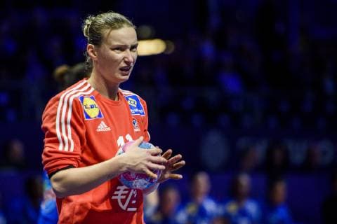 181206 Goalkeeper Amandine Leynaud of France during the EHF European WomenÕs Handball Championship match between Denmark and France on Dec 6, 2018 in Nantes. Photo: Ludvig Thunman BILDBYRN kod LT 35564 Copyright: LUDVIGxTHUNMAN BB181206LT019