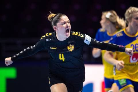 181206 Jovanka Radicevic of Montenegro celebrates during the EHF European WomenÕs Handball Championship match between Sweden and Montenegro on Dec 6, 2018 in Nantes. Photo: Ludvig Thunman BILDBYRN kod LT 35565 Copyright: LUDVIGxTHUNMAN BB181206LT050