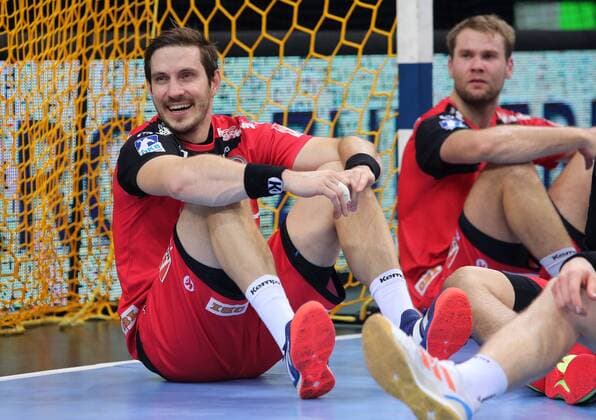 BAU 06.12.2018 Ludwigsburg Handball SGBBM Bietigheim vs. HC Erlangen, Michael Haaß (Erlangen, links)