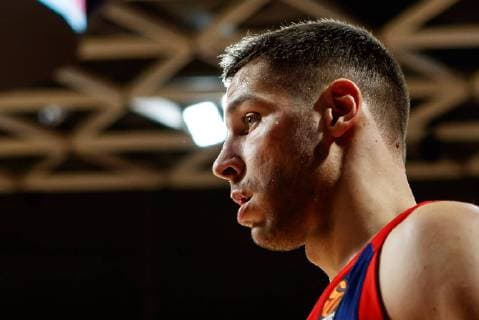 Muenchen, Deutschland, 06.12.2018, Basketball Euro League, Round 11, FC Bayern Muenchen - Khimki Moscow Region, Stefan Jovic (FCB) schaut ( DeFodi507