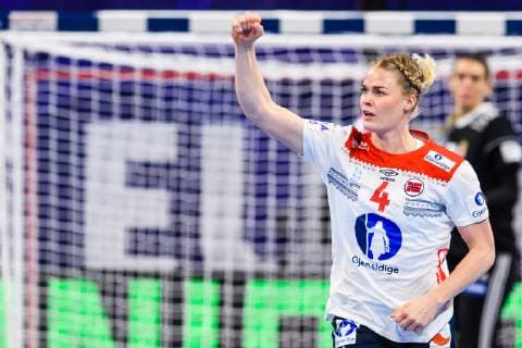Handball, Damen EM, Ungarn - Norwegen 181207 Veronica Kristiansen of Norway celebrates during the EHF European WomenÕs Handball Championship match between Hungary and Norway on December 7, 2018 in Nancy. Photo: Fredrik Varfjell BILDBYRN kod FV 150179 Copyright: FREDRIKxVARFJELL BB181207FV052