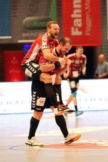 Handball Handball 2.Liga 2018 2019 - Handball Sportverein Hamburg vs. VfL Lübeck-Schwartau Thees Glabisch (Lübeck-Schwartau), Jan Schult (Lübeck-Schwartau), Schlussjubel über Sieg Sporthalle Hamburg Hamburg