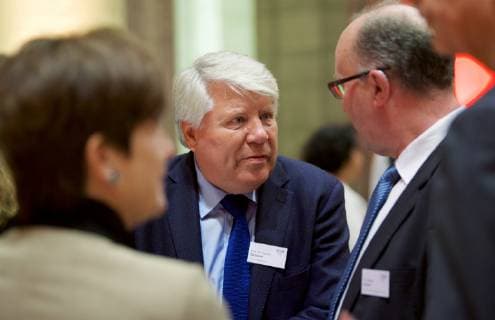 DOSB Berlin 07.12.2018 Bärensaal im Alten Stadthaus Berlin Verleihung des DOSB ETHIKPREISES 2018 an Prof Dr Gunter GEBAUER deutscher Philosoph, Sportwissenschaftler und Linguist. Professor an der Freien Universität Berlin Foto Eberhard Thonfeld camera 4
