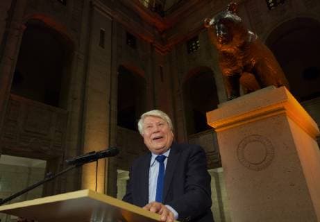 DOSB Berlin 07.12.2018 Bärensaal im Alten Stadthaus Berlin Verleihung des DOSB ETHIKPREISES 2018 an Prof Dr Gunter GEBAUER deutscher Philosoph, Sportwissenschaftler und Linguist. Professor an der Freien Universität Berlin Foto Eberhard Thonfeld camera 4