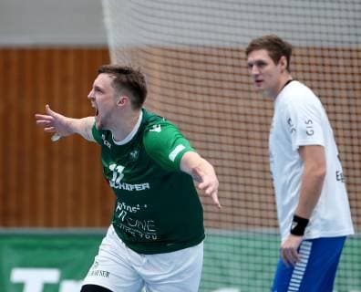 Deutschland, Würzburg, s.Oliver Arena, 08.12.2018, Handball - 2. Bundesliga - DJK Rimpar Wölfe - TSV Bayer Dormagen Bild: v. l. Patrick Schmidt (DJK Rimpar Wölfe, 17) Copyright: HMBxMedia xHeikoxBecker