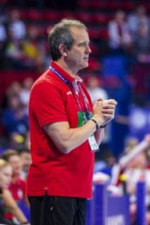 Handball, Frauen: EM, Ungarn - Deutschland Hauptrunde, Gruppe 2, 2. Spieltag im Palais des Sports Trainer Henk Groener (Deutschland) Nancy Palais des Sports Jean Weille Frankreich
