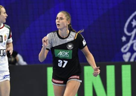 09-12-2018 HANDBAL: 13TH WOMENS EUROPEAN HANDBALL CHAMPIONSHIP: HONGARIJE-DUITSLAND HUNGARY-GERMANY: NANCY Alicia Stolle (GER) Foto: SCS Soenar Chamid xVIxVIxImagesx xSoenarxChamidxsportfotografiexIVx 13025899