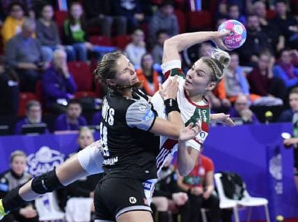 Sport Themen der Woche KW49 Sport Bilder des Tages 09-12-2018 HANDBAL: 13TH WOMENS EUROPEAN HANDBALL CHAMPIONSHIP: HONGARIJE-DUITSLAND HUNGARY-GERMANY: NANCY Noemi Hafra (HUN) Foto: SCS Soenar Chamid xVIxVIxImagesx xSoenarxChamidxsportfotografiexIVx 13025935