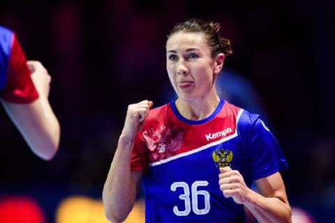181209 Iuliia Managarova of Russia celebrates during the EHF European WomenÕs Handball Championship match between Serbia and Russia on December 9, 2018 in Nantes. Photo: Ludvig Thunman BILDBYRN kod LT 35568 Copyright: LUDVIGxTHUNMAN BB181209LT084
