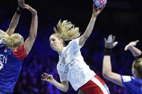 Handball, Damen EM, Dänemark - Russland EM kamp Danmark-Rusland i Nantes, Frankrig mandag den 10. december 2018. , Copyright: LiselottexSabroex COP104 spdk20181210-180917-L