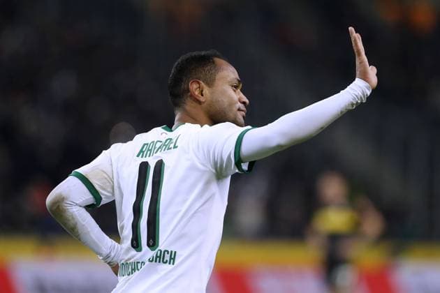 RAFFAEL Team Borussia Moenchengladbach jubelt nach seinem Tor zum 1 : 0 DFL Bundesliga Saison 2018 - 2019 Spiel Borussia Moenchengladbach - VfB Stuttgart 3 : 0 am 09. Dezember 2018 in Moenchengladbach DFL REGULATIONS PROHIBIT ANY USE OF PHOTOGRAPHS as IMAGE SEQUENCES and or QUASI-VIDEO