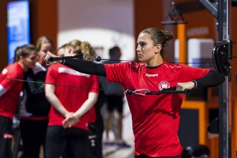 Nancy, Frankreich 10. Dezember 2018: EHF EM 2018 - Media Day - Training Julia Behnke (Deutschland Metzingen) beim Krafttraining Nancy Frankreich
