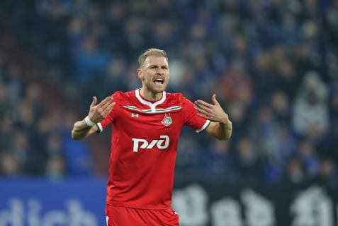 11.12.2018, Fussball UEFA Champions League 2018 2019, Gruppenphase, 6.Spieltag, FC Schalke 04 - Lokomotive Moskau, in der VELTINS-Arena Gelsenkirchen. Benedikt Höwedes (Lok Moskau)