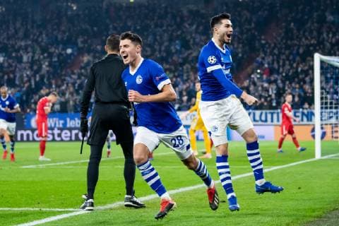 11.12.2018, xkvx, Fussball UEFA Champions League, FC Schalke 04 - Lok Moskau emspor, v.l. Torjubel, Goal celebration, celebrate the goal zum 1:0 durch Alessandro Schoepf (S04 - Schalke 04) (DFL DFB REGULATIONS PROHIBIT ANY USE OF PHOTOGRAPHS as IMAGE SEQUENCES and or QUASI-VIDEO) Gelsenkirchen