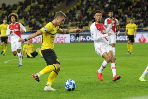 Maximilian Philipp (Dortmund) schiesst auf das Tor zum 0:1 beim Spiel AS Monaco vs. Borussia Dortmund, Fussball, Champions League, 11.12.2018 AS Monaco vs. Borussia Dortmund, Fussball, Champions League, 11.12.2018 Monaco Copyright: xEIBNER MarioxHommesx EP_MHS
