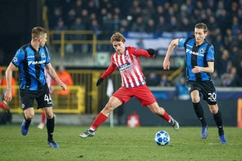 Club s Brandon Mechele, Atletico s Santiago Arias and Club s Hans Vanaken fight for the ball during a game between Belgian soccer team Club Brugge KV and Spanish club Athletico Madrid, in Brugge, Tuesday 11 December 2018, on the sixth and last day of the UEFA Champions League, in the group A. KURTxDESPLENTER  x05488224x