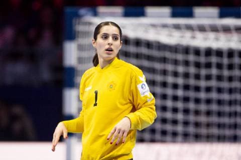 181212 Goalkeeper Ljubica Nenezic of Montenegro during the EHF European Women s Handball Championship match between Denmark and Montenegro on December 12, 2018 in Nantes. Photo: Ludvig Thunman BILDBYRN kod LT 35570 Copyright: LUDVIGxTHUNMAN BB181212LT009