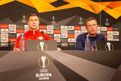 RB Leipzig - PK Fussball EL Leipzig, 12.12.2018, Red Bull Arena, Fussball, Euro League , RB Leipzig - Pressekonferenz vor dem Spiel gegen Trondheim , Im Bild v.l.: Willi Orban und Trainer Ralf Rangnick ,