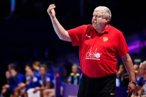 181212 Jevgenij Trefilov, head coach of Russia during the EHF European WomenÕs Handball Championship match between Sweden and Russia on December 12, 2018 in Nantes. Photo: Ludvig Thunman BILDBYRN kod LT 35571 Copyright: LUDVIGxTHUNMAN BB181212LT050