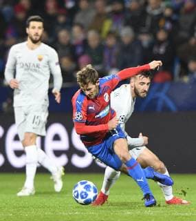 PATRIK HROSOVSKY of Viktoria and BRYAN CRISTANTE of Rome in action during the Football Champions League 6th round match: Viktoria Plzen vs AS Roma in Pilsen, Czech Republic, December 12, 2018. (CTKxPhoto MichalxKamaryt) CTKPhotoP201812121035601  _KMT4840