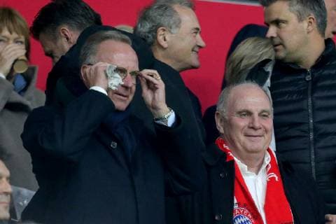 Vorstandsvorsitzender Karl-Heinz Rummenigge (FC Bayern Muenchen) rechts Praesident Uli Hoeness ( FC Bayern Muenchen ), Ajax Amsterdam vs FC Bayern Muenchen, Fussball, Champions League Gruppenphase,12.12.2018 Ajax Amsterdam vs FC Bayern Muenchen, Fussball, Champions League Gruppenphase,12.12.2018 Amsterdam Copyright: xLanger Eibner-Pressefotox EP_HLR