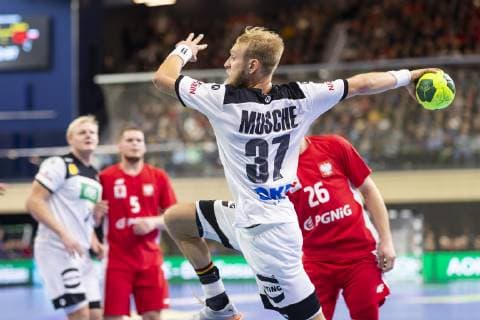 Matthias Musche (Nr. 37, Deutschland). Deutschland vs. Polen, Handball, Testspiel, 12.12.18 Rostock Mecklenburg-Vorpommern Germany StadtHalle Copyright: xAgentur54Gradx xFelixxKoenigx