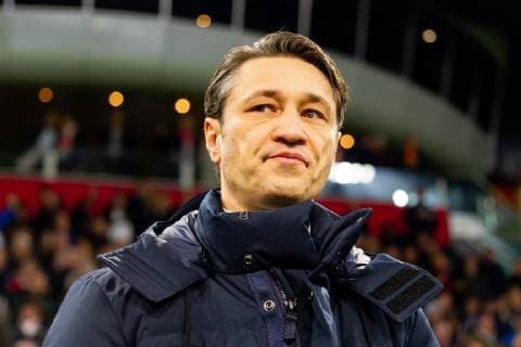 Amsterdam, Niederlande 12.12.2018, UEFA Champions League - 2018 19 Season, Rueckrunde, Gruppenphase, 6. Spieltag, Ajax Amsterdam - FC Bayern Muenchen, Trainer Niko Kovac (FCB) schaut ( DeFodi053