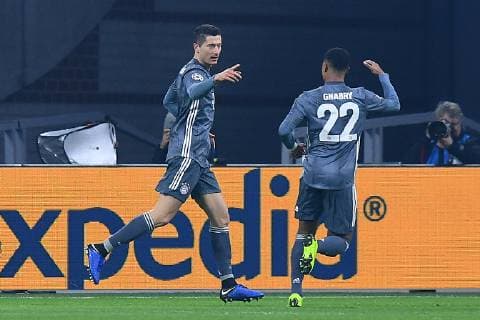 Fußball Champions League Gruppenphase 6. Spieltag Ajax Amsterdam - FC Bayern München am 12.12.2018 in der Johann-Cruyff-ArenA in Amsterdam Torjubel zum 0:1 durch Robert Lewandowski ( München ) DFL Regulations prohibit any use of photographs as image sequences and or quasi video.